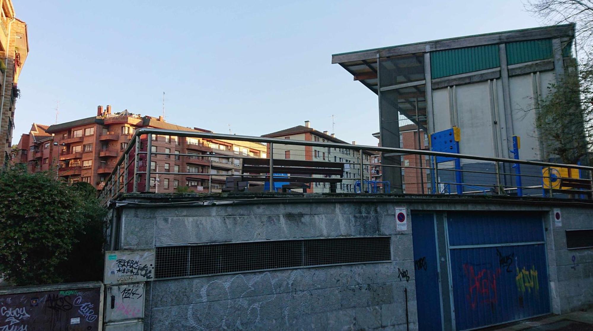 Piso Rio Nervion 15 Minutos Bilbao Apartment Ugao-Miraballes Exterior photo